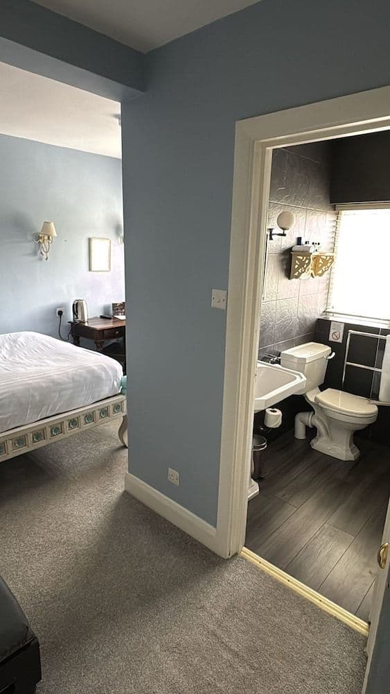 Classic Single Room