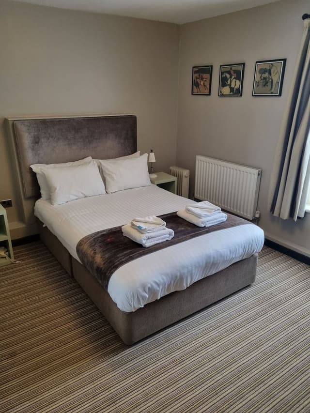 Standard Double Room, Ensuite