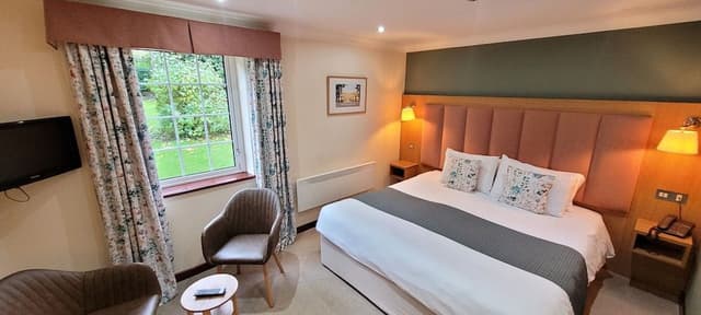 Double Room, Ensuite (King Size Bed)