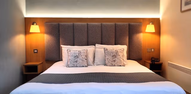 Double Room, Ensuite (King Size Bed)