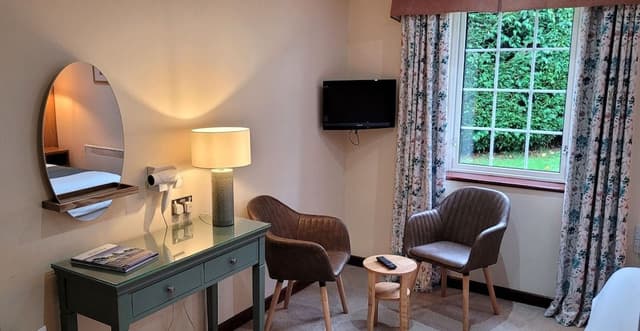 Double Room, Ensuite (King Size Bed)