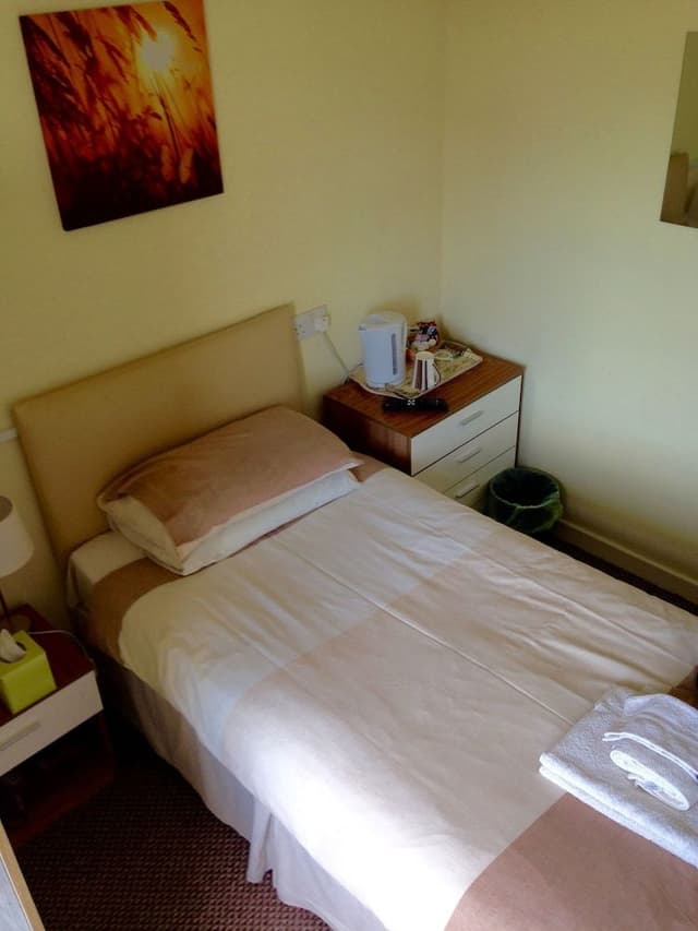 Standard Single Room