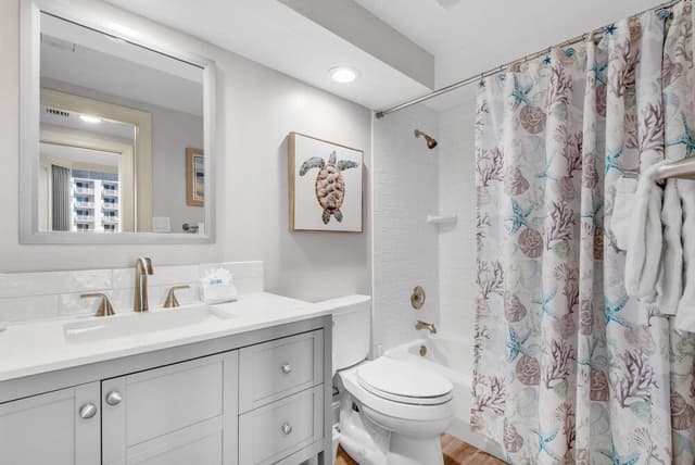 Condo, Multiple Beds (Surfside Resort #208- Emerald Dreams)