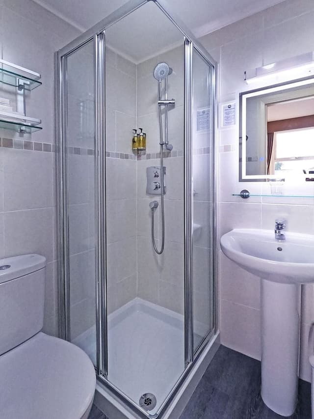 Standard Compact Room