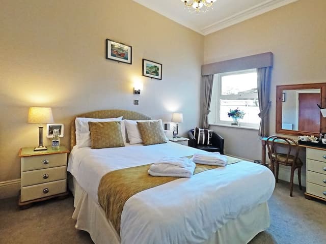 Standard Compact Room