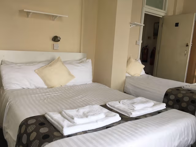 Family Room, Ensuite (1 child)
