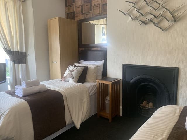 Triple Room
