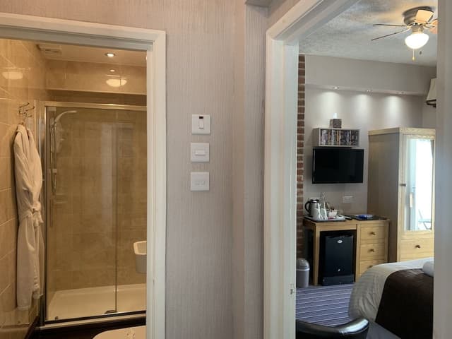 Deluxe Double or Twin Room, Balcony