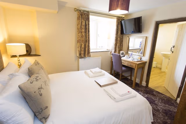 Standard Double Room, Ensuite