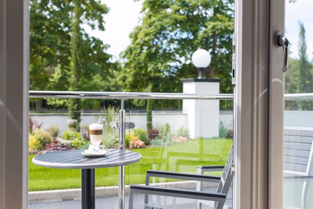 Deluxe Double or Twin Room, 1 Double Bed with Sofa bed, Balcony, Garden View