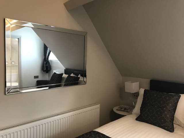 Double En- Suite