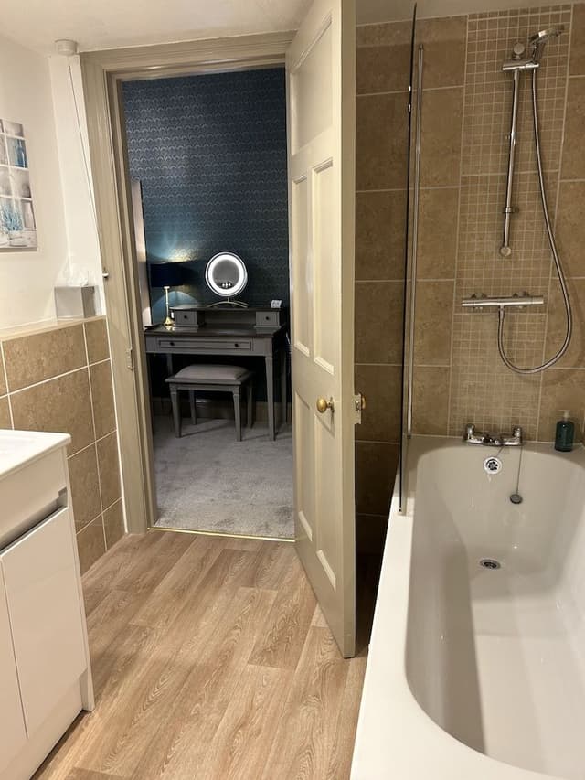 King Room En-Suite