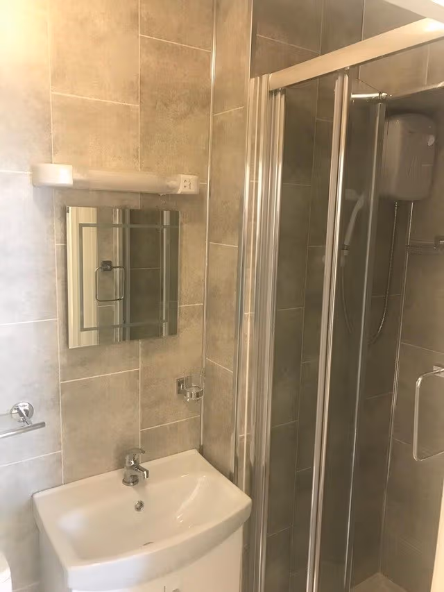 Standard Double or Twin Room, Ensuite