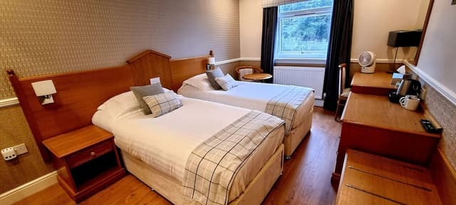 Standard Twin Room, Ensuite