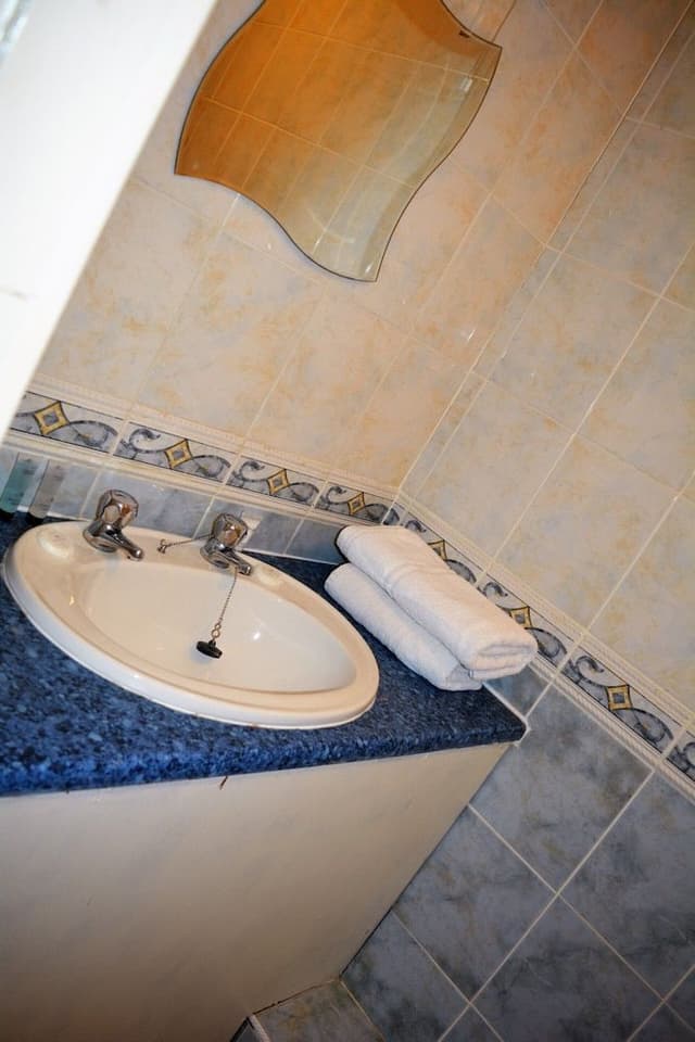 Standard Triple Room, Ensuite