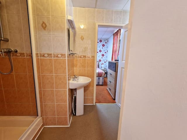 Comfort Quadruple Room, Ensuite (Jack and Jill style )