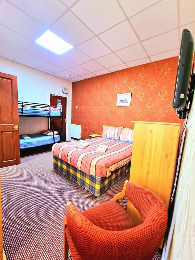 Standard Quadruple Room, Ensuite
