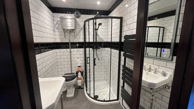 Deluxe Double Room with Bath