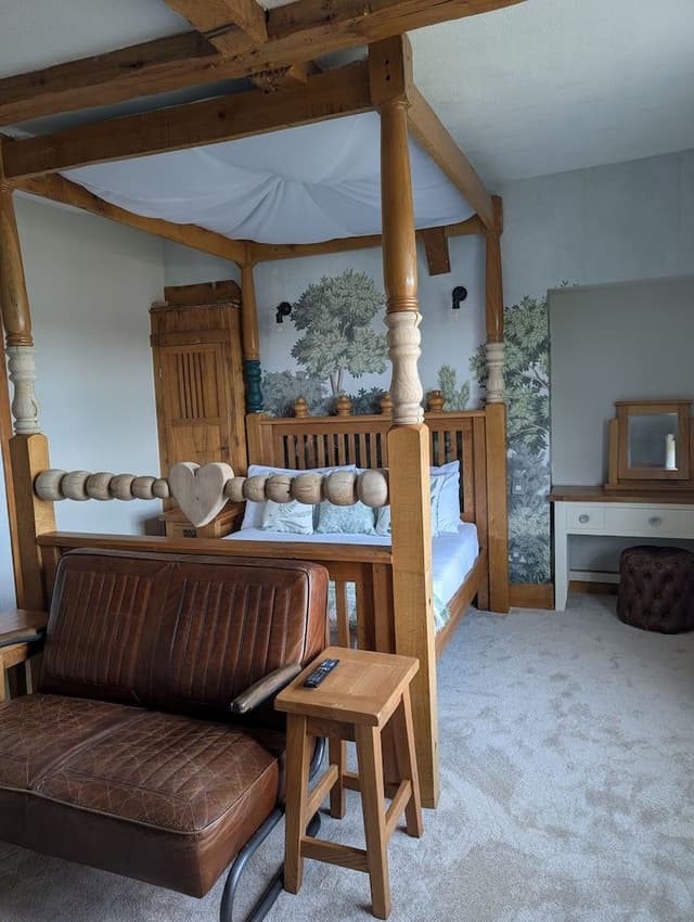 Deluxe Double Room with Bath