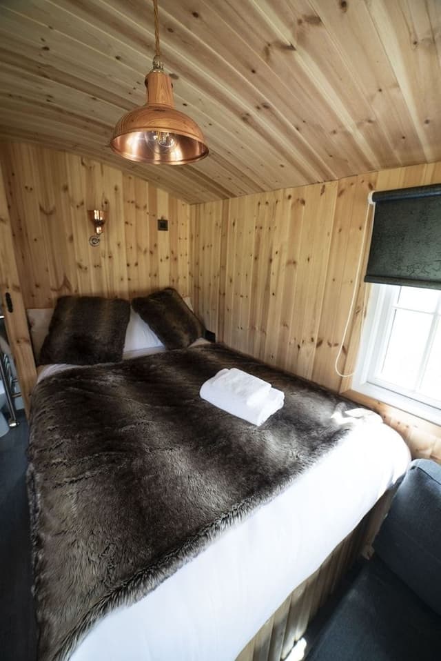 Family Shepherd Hut