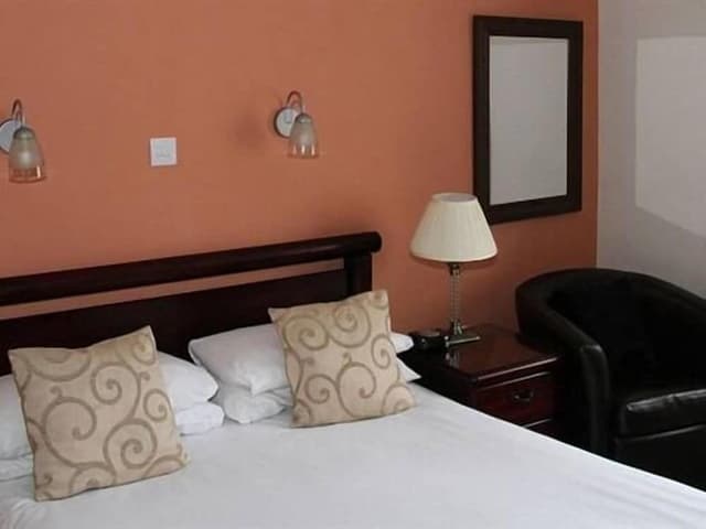 Twin Room, Ensuite (or Double Ensuite)