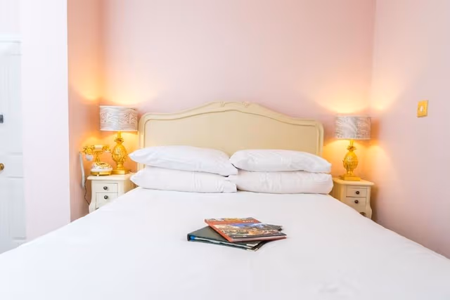 Feature Double Room