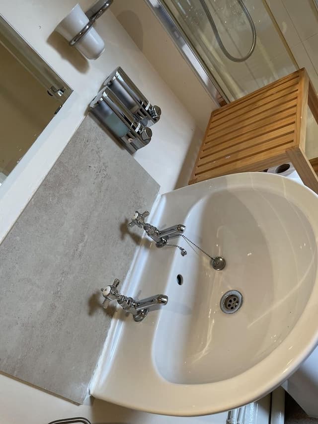 Standard Double Room, Ensuite