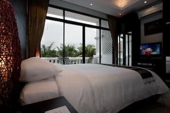Family Room, 2 Bedrooms, Kitchenette