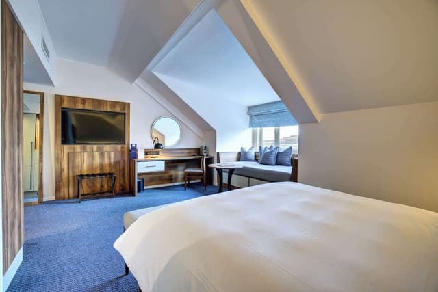 Premium Room, River View