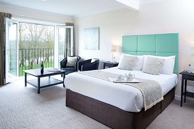 Standard Room, 1 King Bed, Non Smoking, Balcony