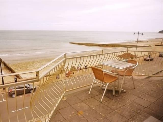 Suite 5 Private Balcony Direct Sea View