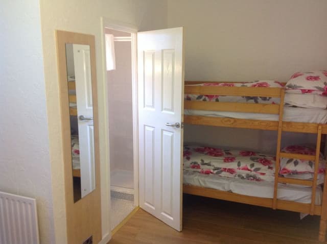Quadruple Room, Ensuite (2 adults + 2 children)