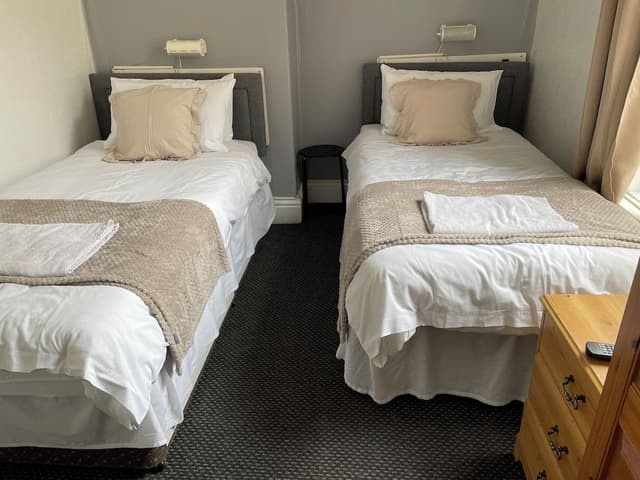 Twin Room with shared bathroom