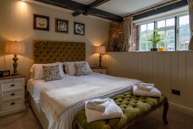 Standard Double Room, 1 Double Bed, Ensuite, Garden View