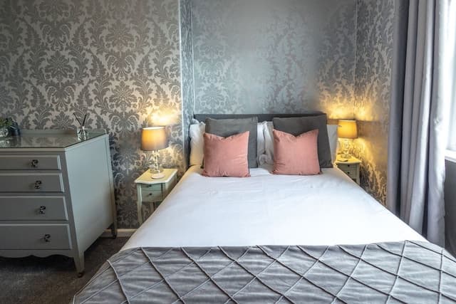 Superior Double Room, Ensuite, Sea View