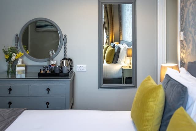 Executive Double Room, Ensuite (Inland View)