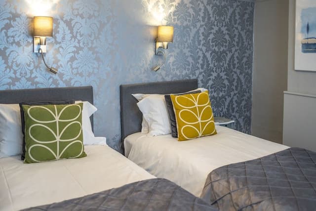 Classic Twin Room, Ensuite (Inland View)