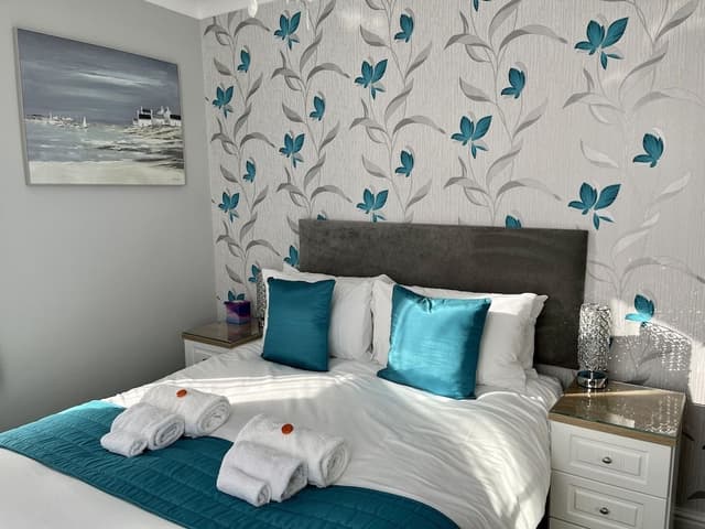 Luxury Double Room, 1 King Bed, Room 3