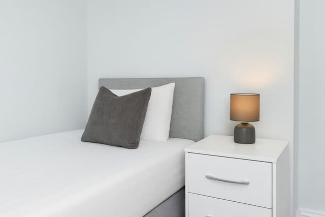 Standard Single Room, Ensuite