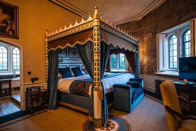 Suite (Catherine of Aragon Tower)