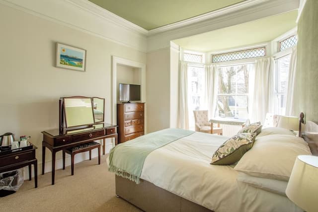 Traditional Double or Twin Room, Ensuite (Shower)