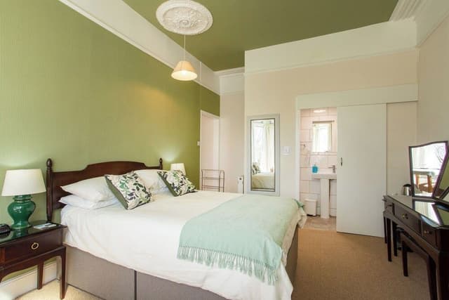 Traditional Double or Twin Room, Ensuite (Shower)