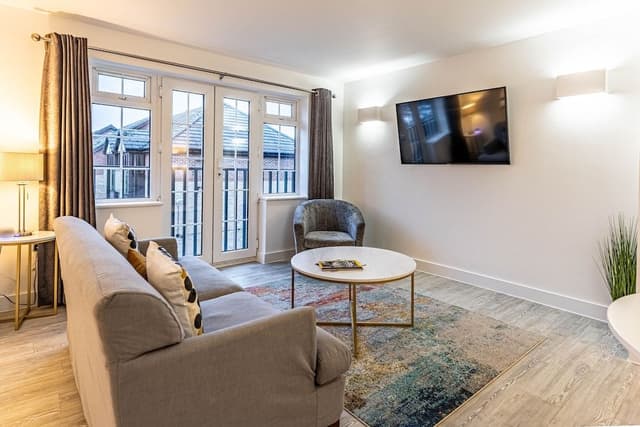 One Bedroom Lux Apartment