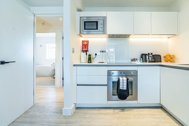 Superior Apartment, 2 Bedrooms, Bathtub