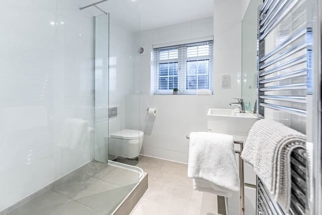 One Bedroom Lux Apartment