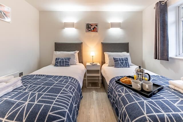 One Bedroom Lux Apartment