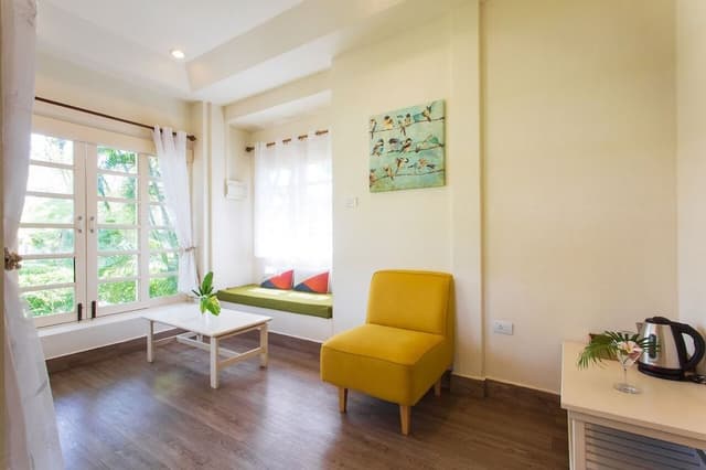 1 Bedrooms Villa