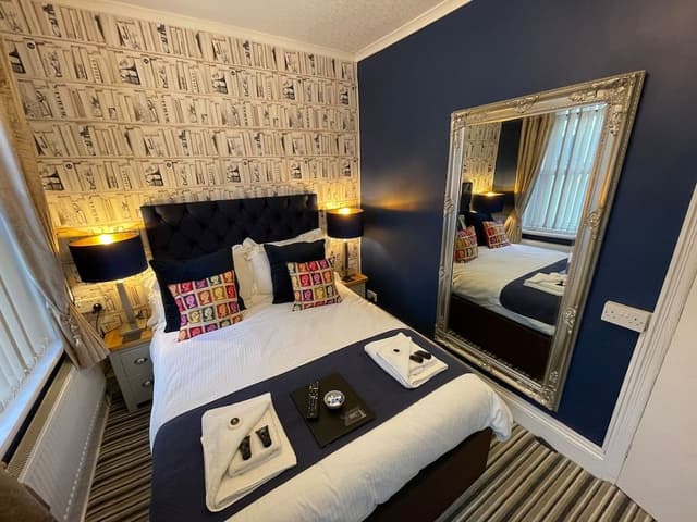 Double Room (Pennyroyal Parlour)