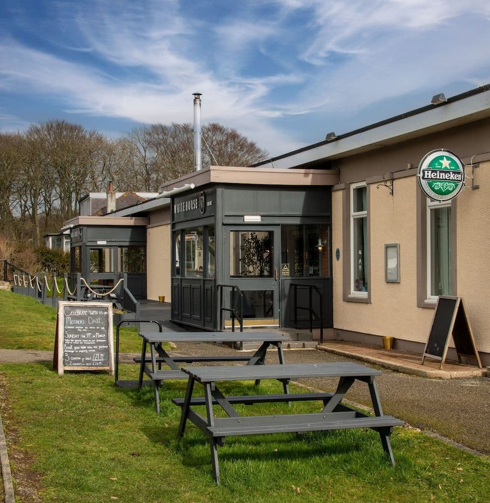 Whitehorse Inn Whitehorse Inn
