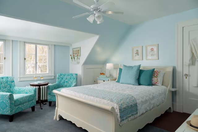 Traditional Queen Room, Private Bathroom, 3rd floor-stairs, RM-6